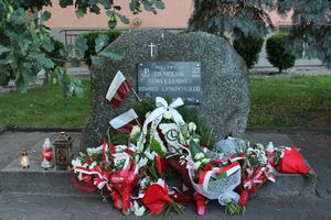 pomnik Żołnierzy AK Okręgu Lipnowskiego